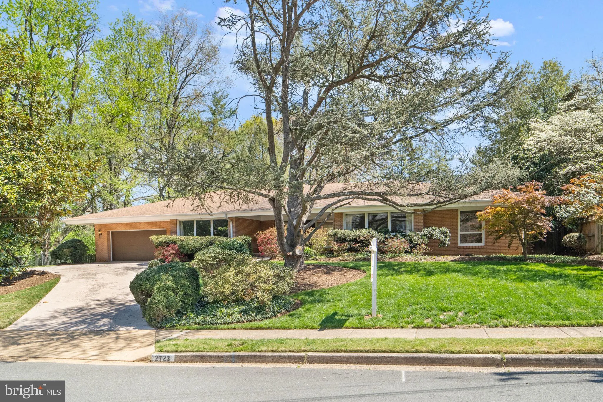 2723 OAKLAND STREET, Arlington, VA 22207