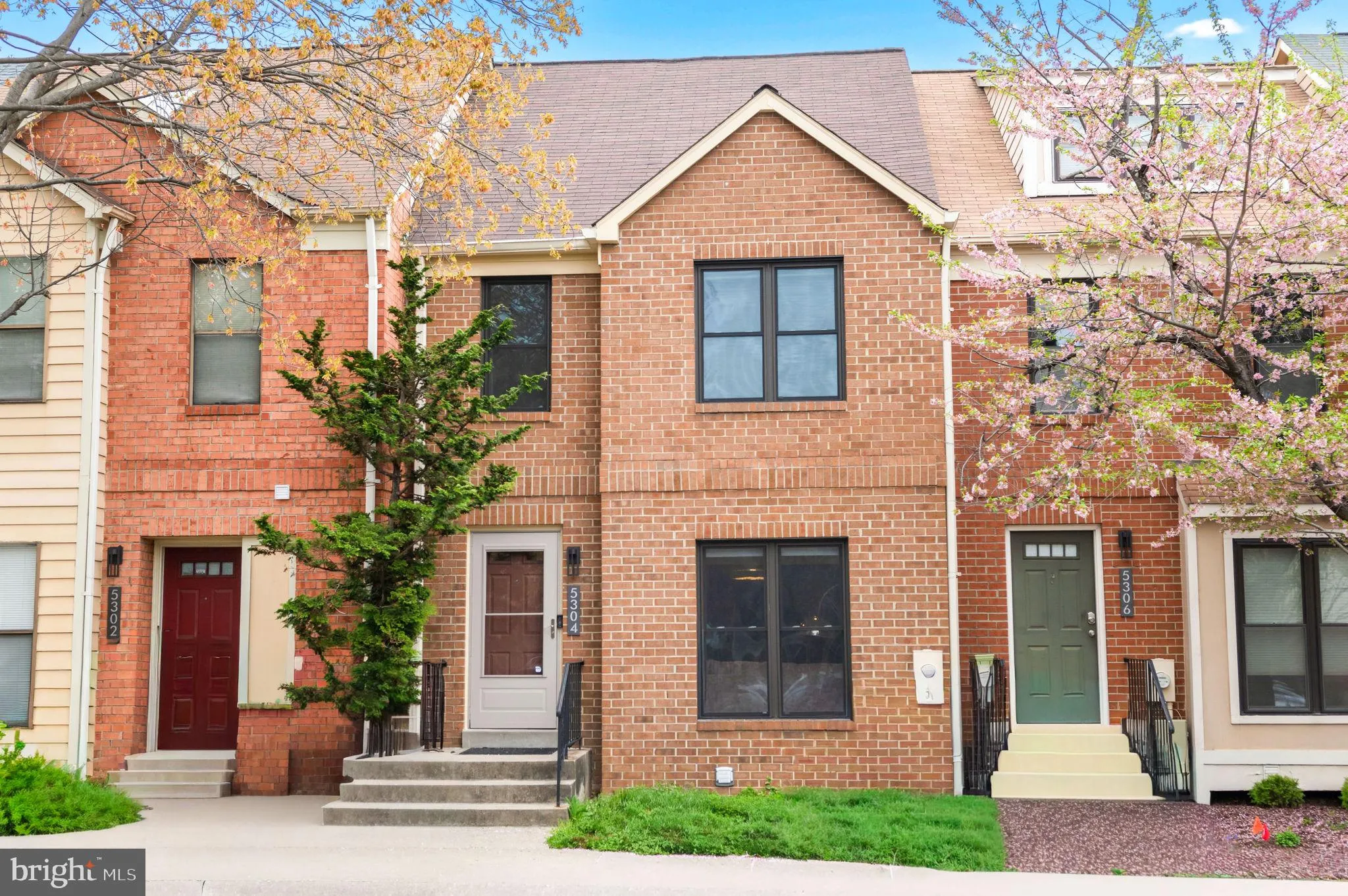 5304 KING CHARLES WAY, Bethesda, MD 20814