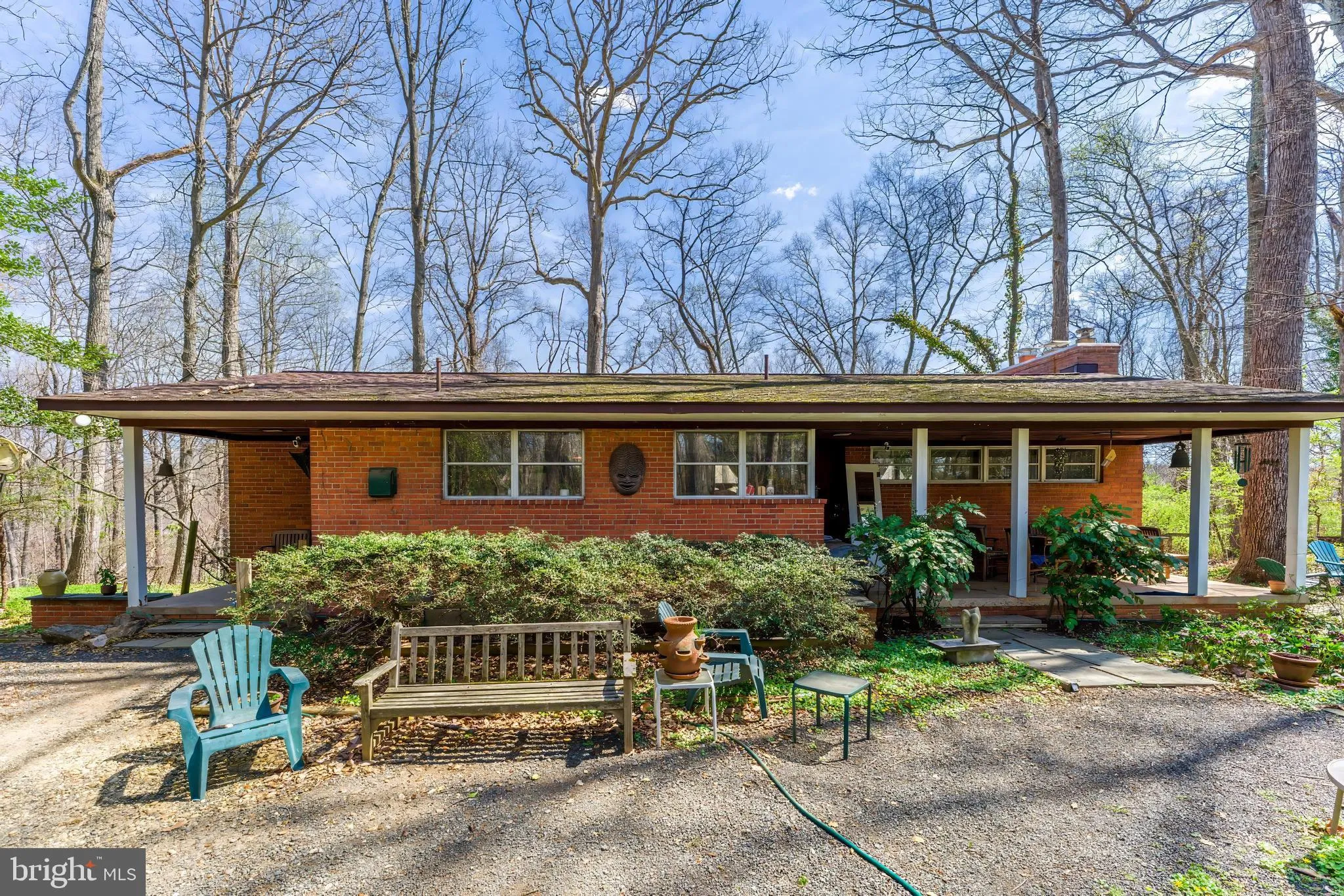 901 CHINQUAPIN ROAD, Mclean, VA 22102