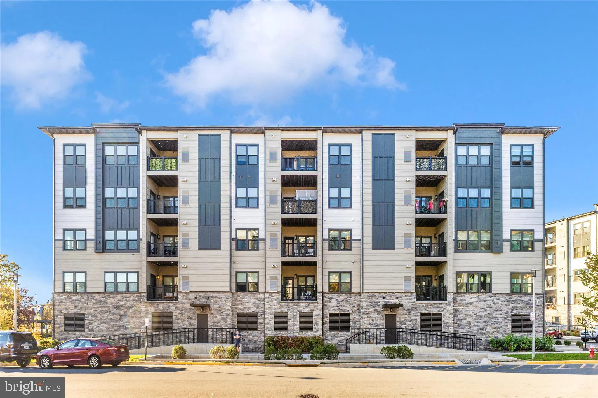 12865 MOSAIC PARK WAY, Herndon, VA 20171