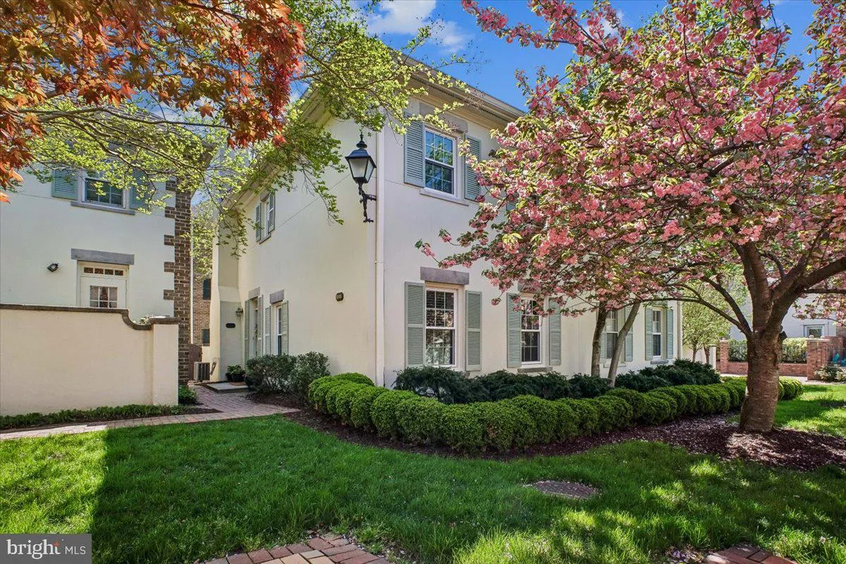 1014 ROYAL STREET, Alexandria, VA 22314