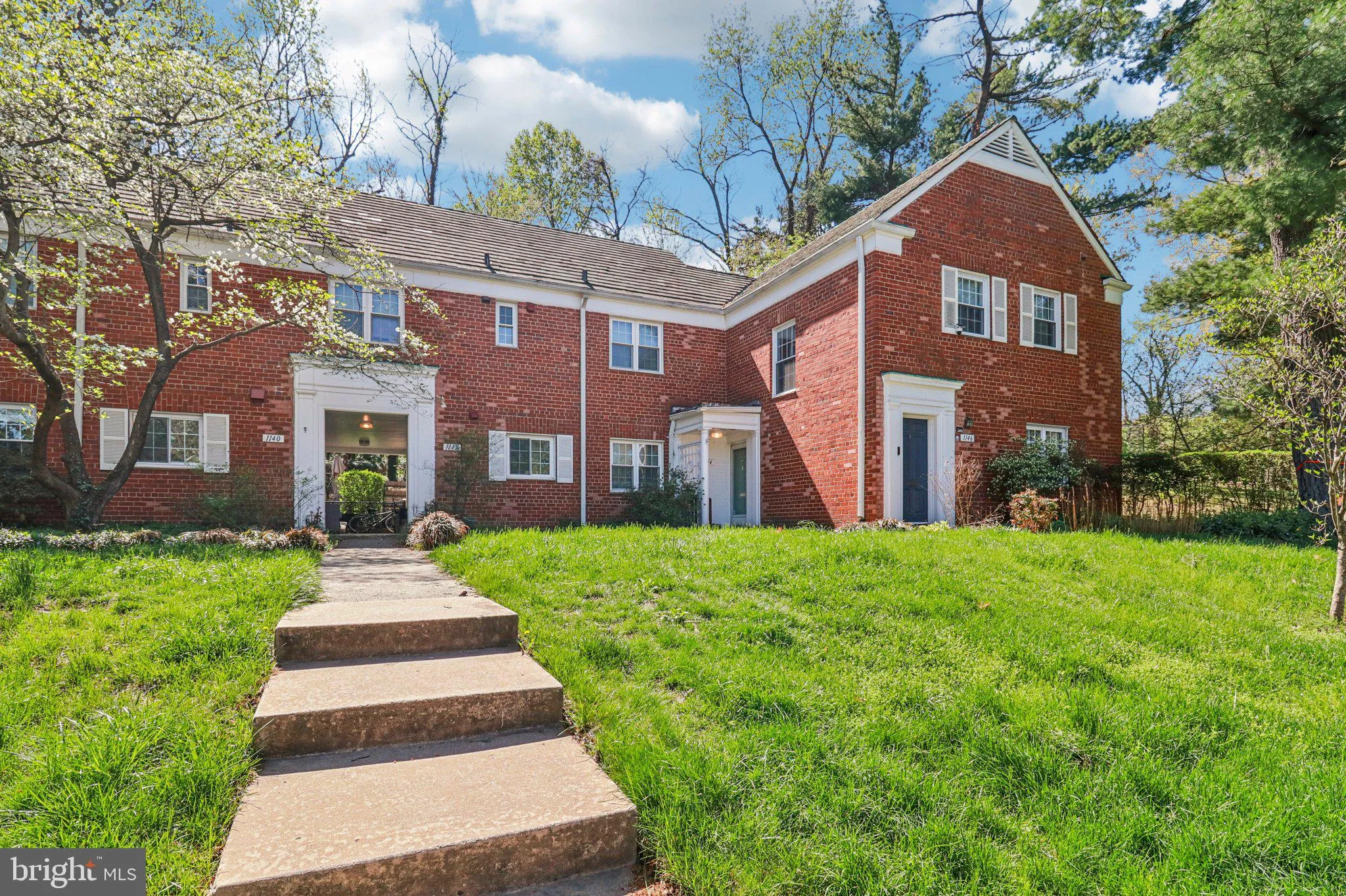 1144 VALLEY DRIVE, Alexandria, VA 22302