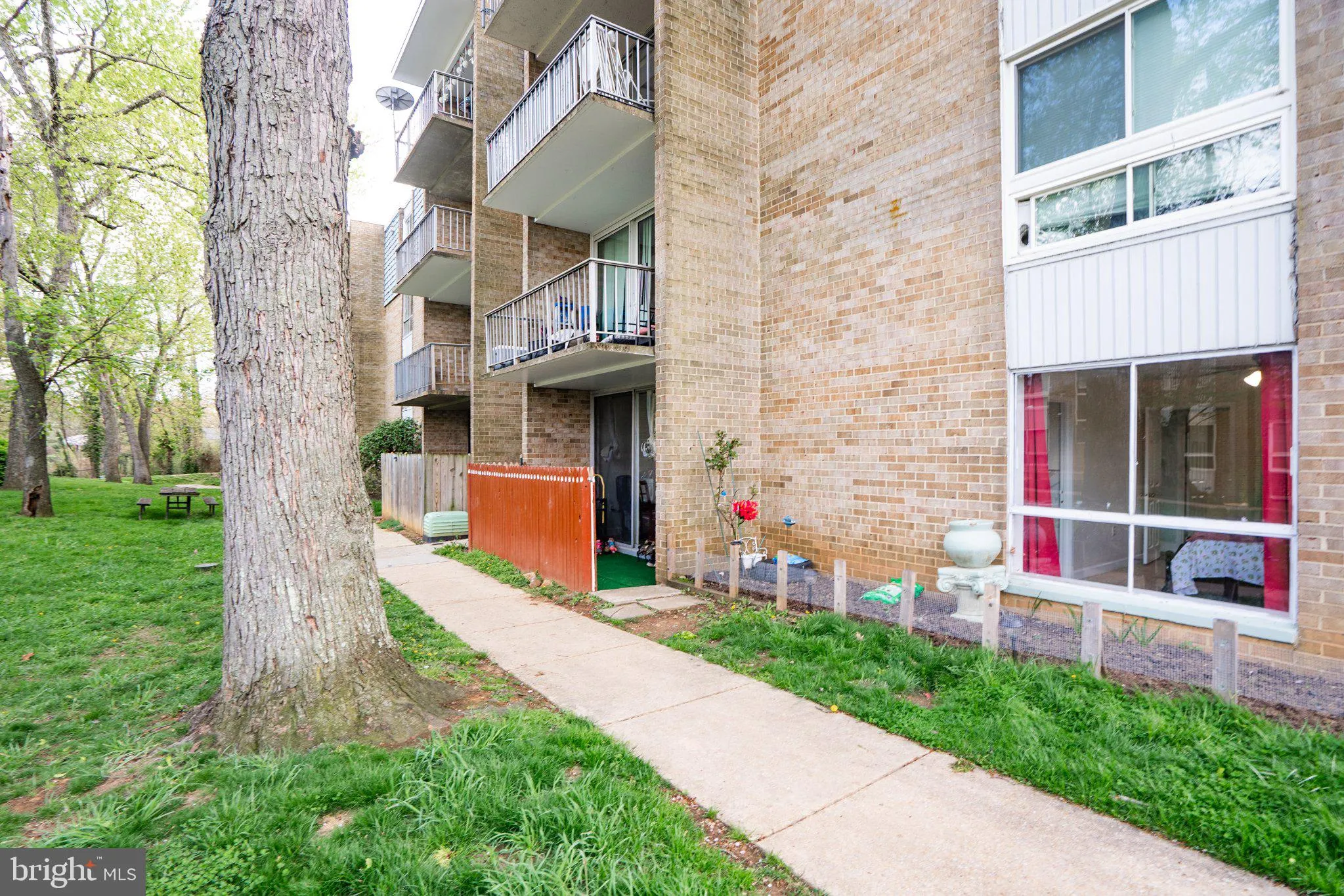 3960 BEL PRE ROAD, Silver Spring, MD 20906