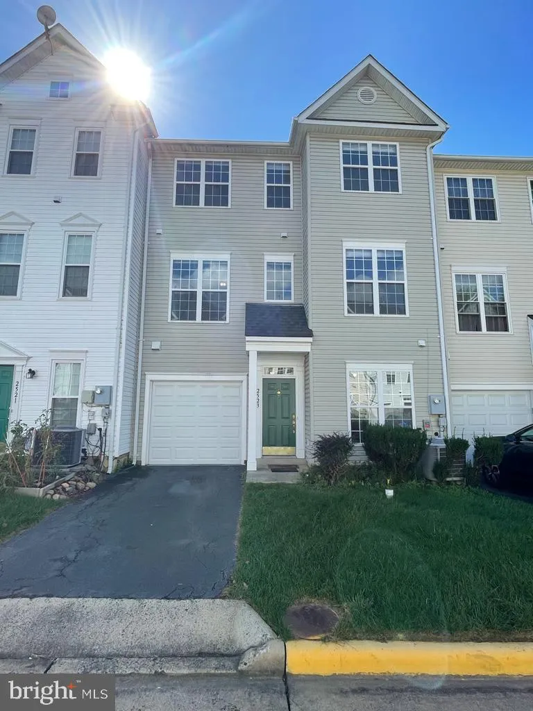 2523 LOGAN WOOD DRIVE, Herndon, VA 20171