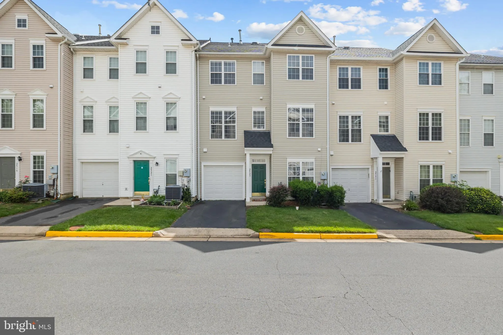 2523 LOGAN WOOD DRIVE, Herndon, VA 20171