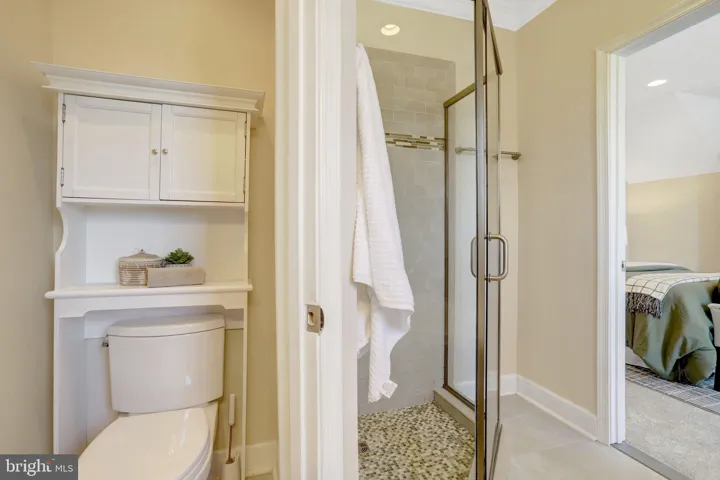 6 E Reed Avenue, Alexandria, VA 22305