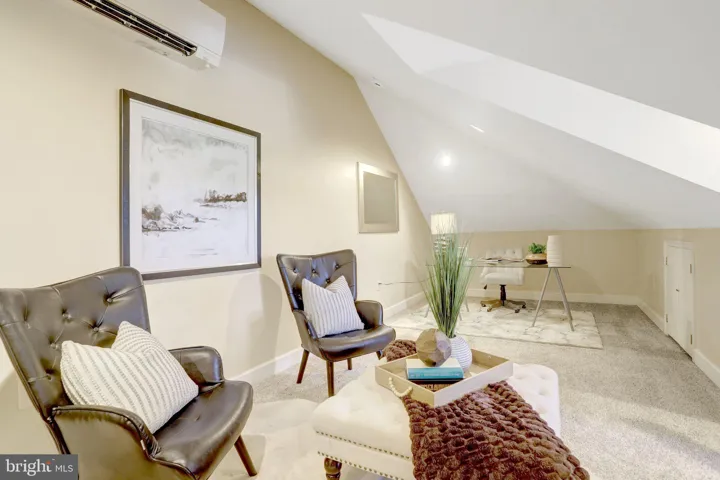 6 E Reed Avenue, Alexandria, VA 22305