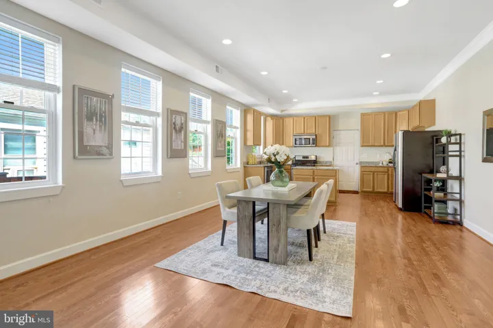 6 E Reed Avenue, Alexandria, VA 22305