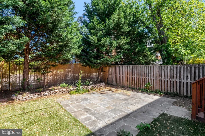 6 E Reed Avenue, Alexandria, VA 22305