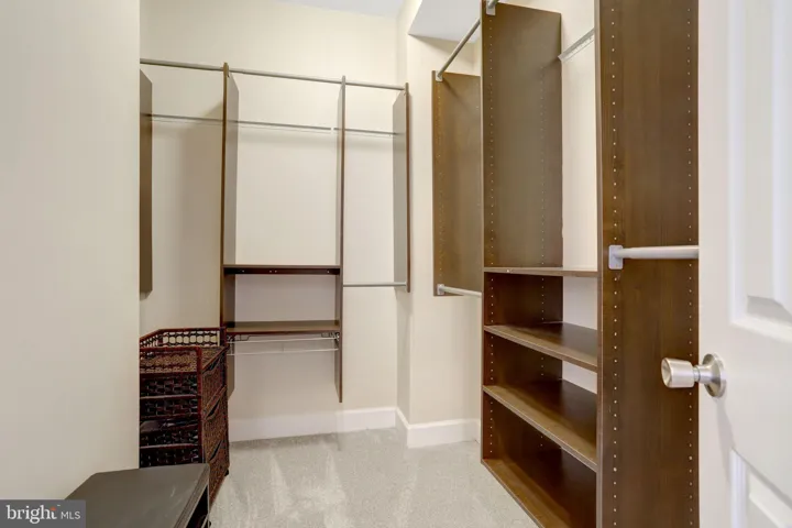 6 E Reed Avenue, Alexandria, VA 22305