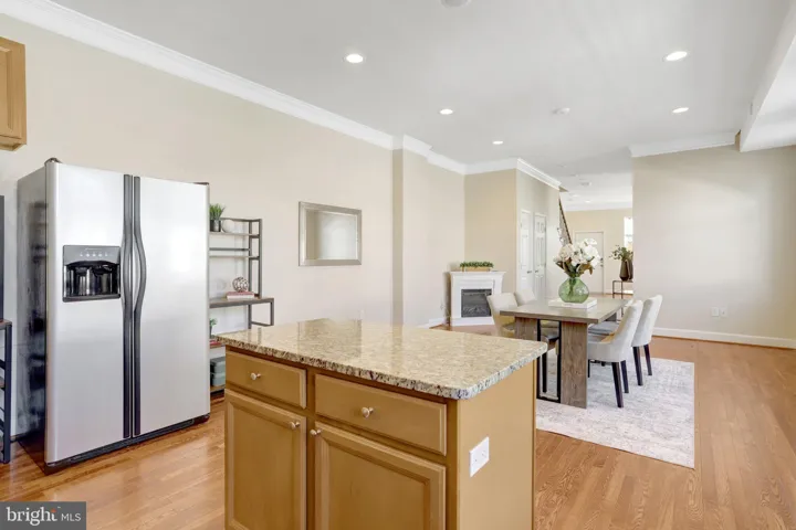 6 E Reed Avenue, Alexandria, VA 22305