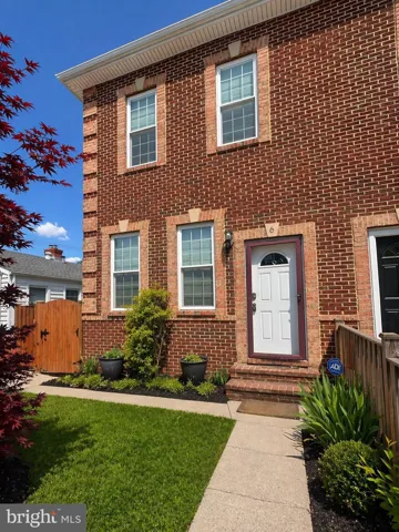 6 E Reed Avenue, Alexandria, VA 22305