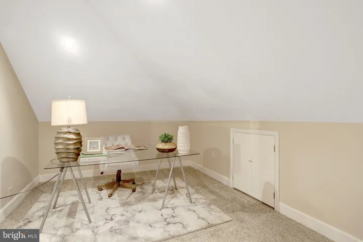 6 E Reed Avenue, Alexandria, VA 22305