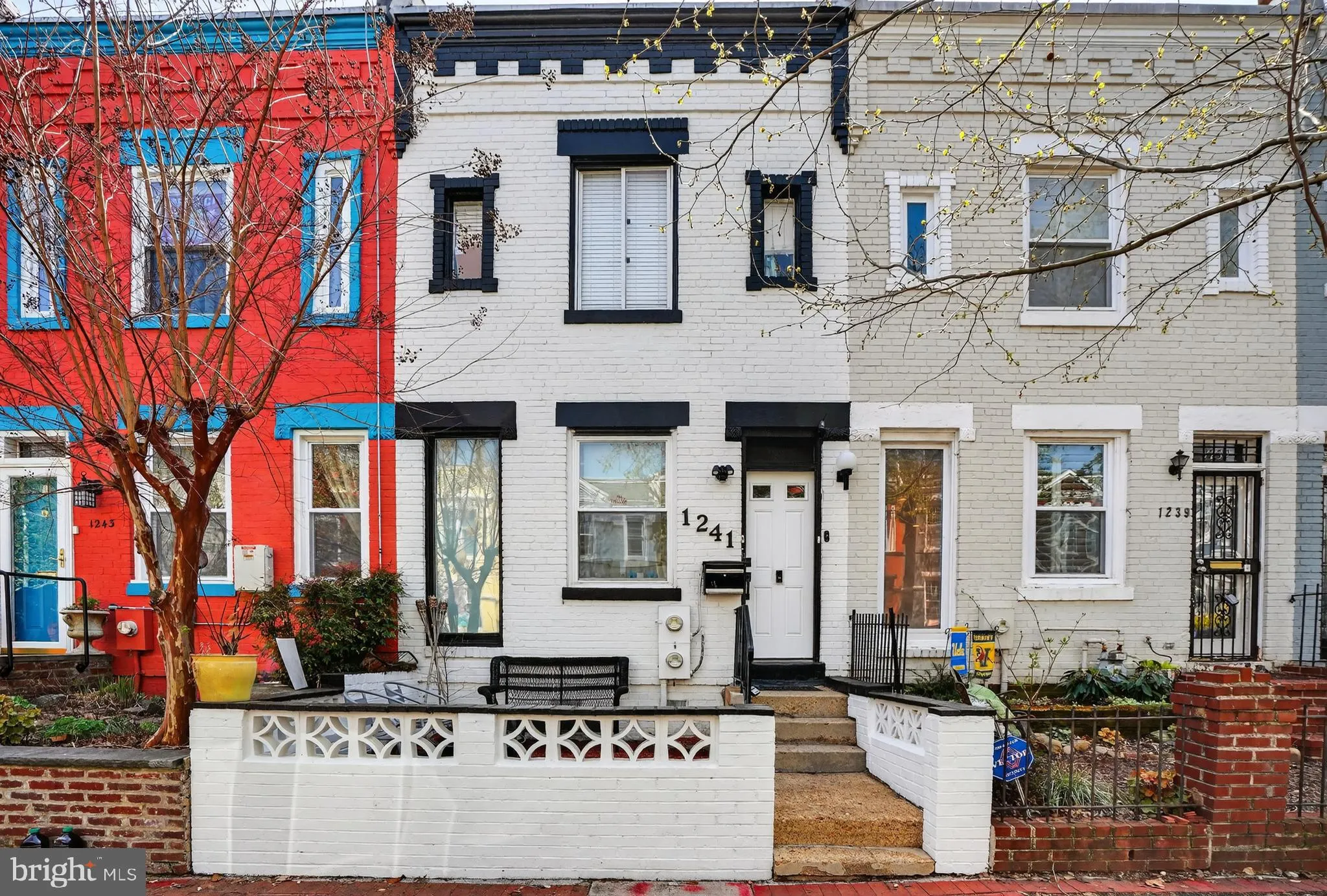 1241 DUNCAN PLACE, Washington, DC 20002