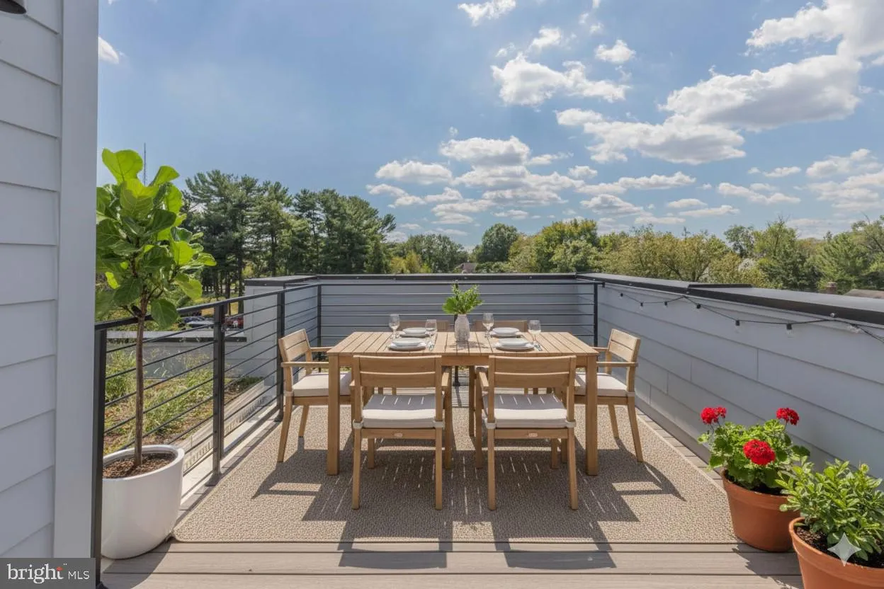 4347 HARRISON STREET, Washington, DC 20015