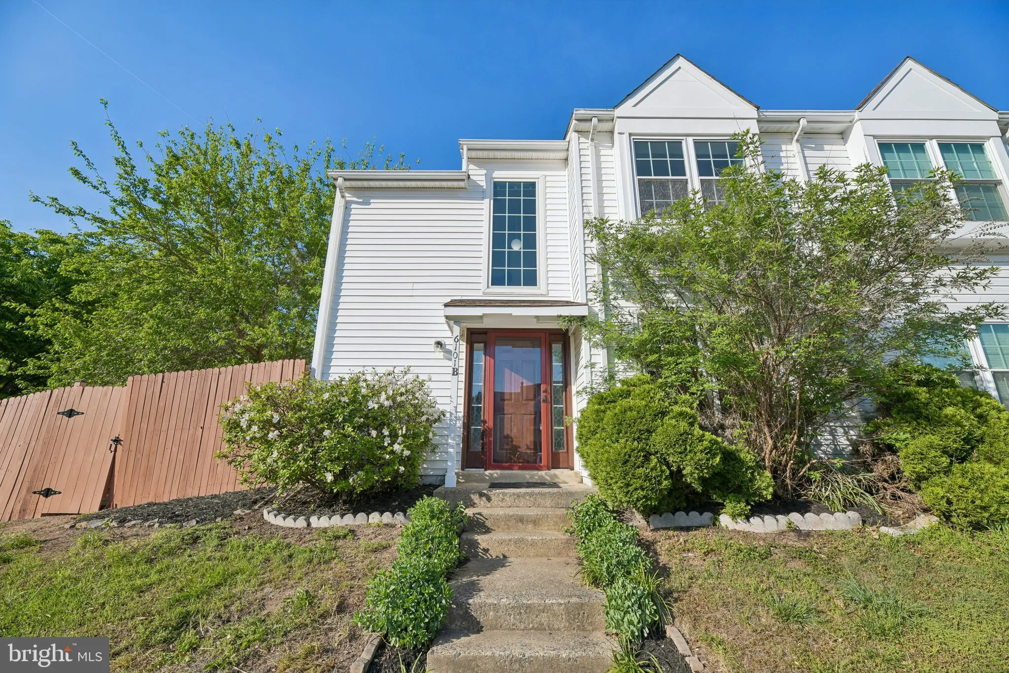 6101 HOSKINS HOLLOW CIRCLE, Centreville, VA 20121