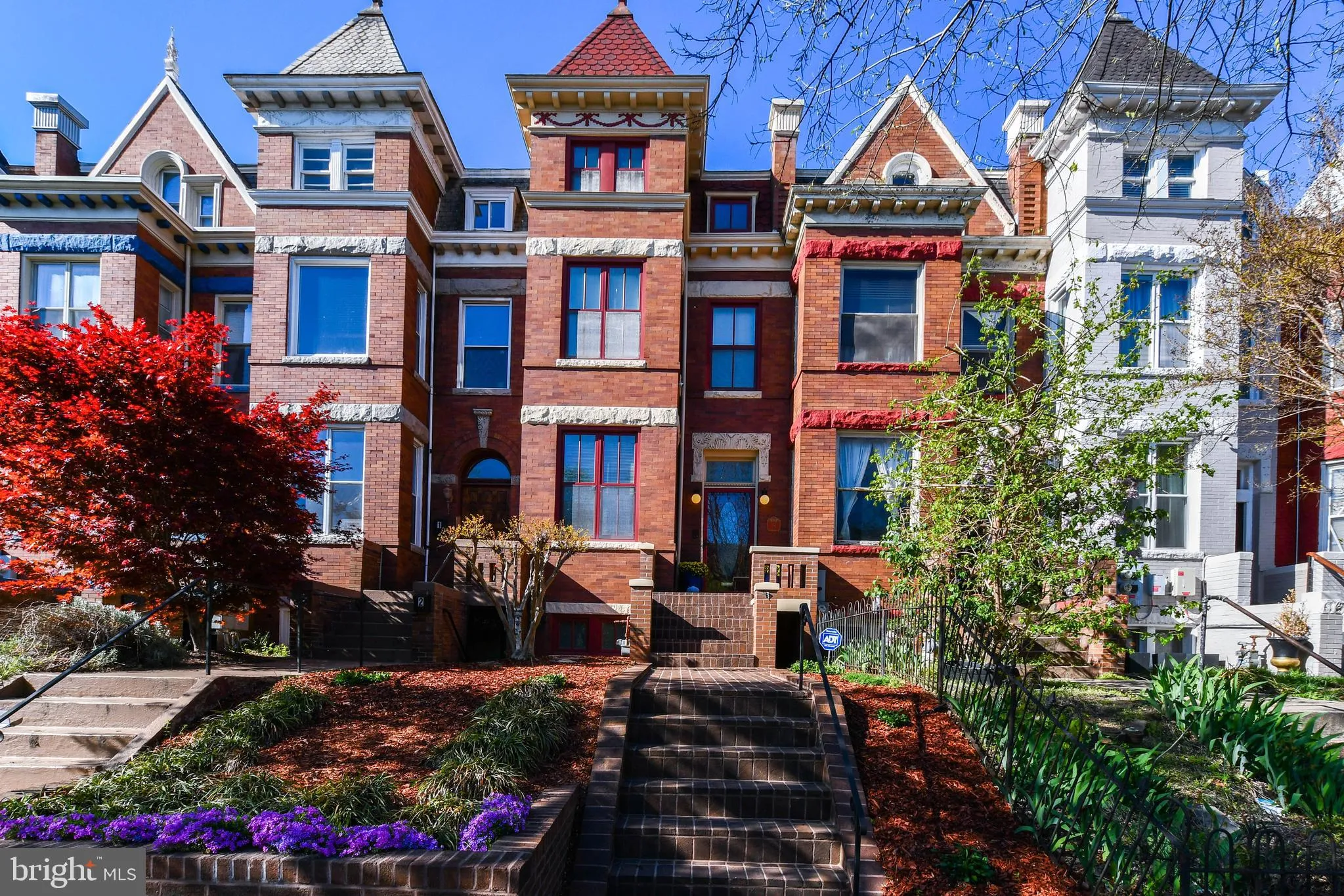 34 R STREET, Washington, DC 20002