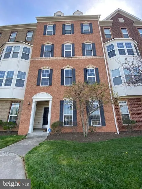 9461 STONEWALL ROAD, Manassas, VA 20110