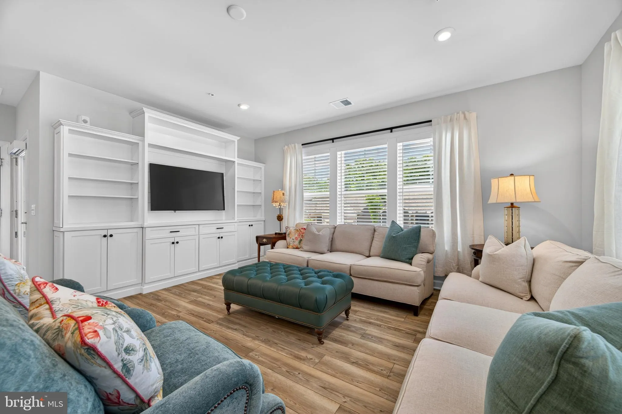 21630 HAWKSBILL HIGH CIRCLE, Sterling, VA 20164