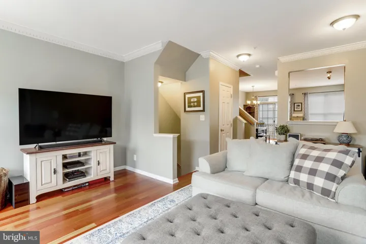 141 Martin Lane, Alexandria, VA 22304