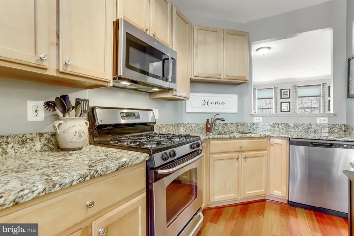 141 Martin Lane, Alexandria, VA 22304