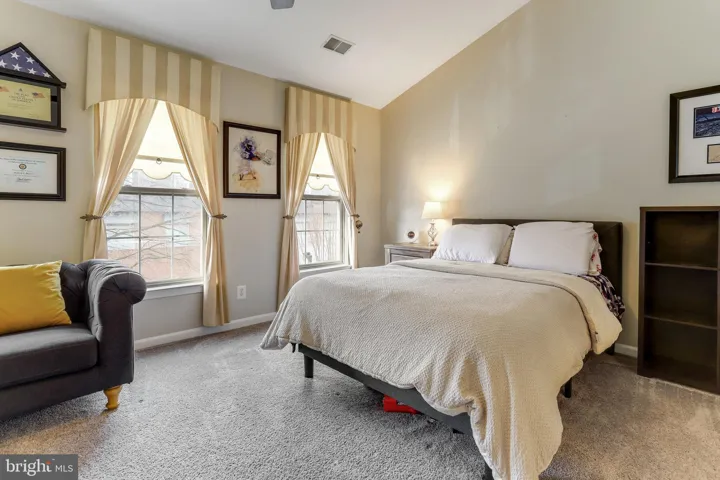 141 Martin Lane, Alexandria, VA 22304