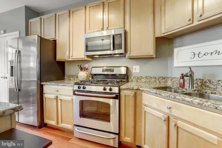 141 Martin Lane, Alexandria, VA 22304