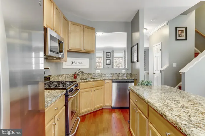 141 Martin Lane, Alexandria, VA 22304