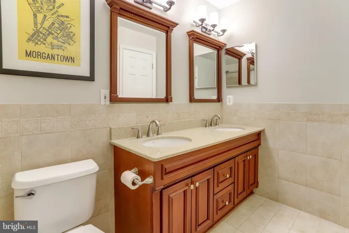 141 Martin Lane, Alexandria, VA 22304