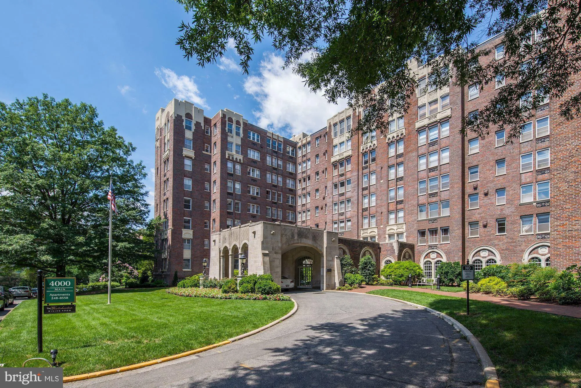 4000 CATHEDRAL AVENUE, Washington, DC 20016