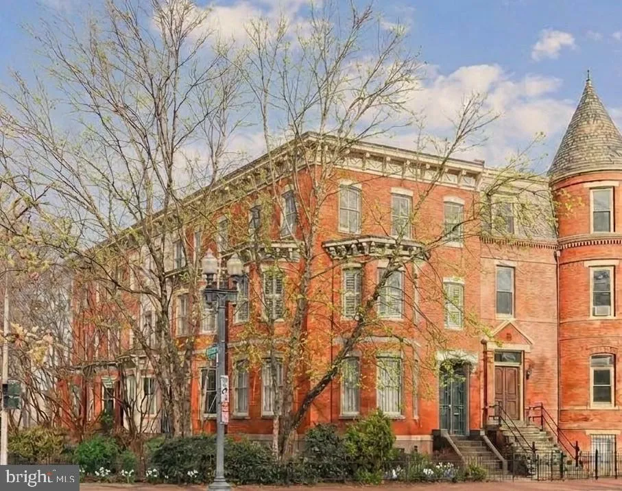 17 LOGAN CIRCLE, Washington, DC 20005