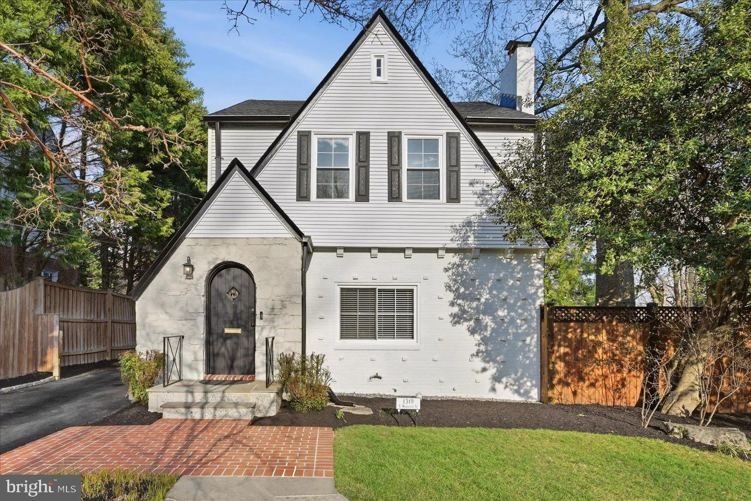 1319 WAKEFIELD STREET, Arlington, VA 22207