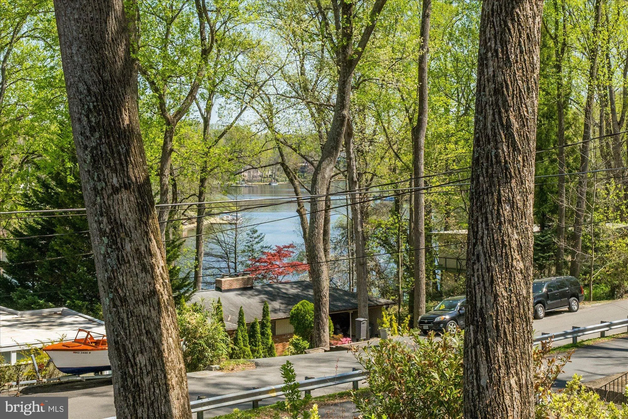 6439 LAKEVIEW DRIVE, Falls Church, VA 22041