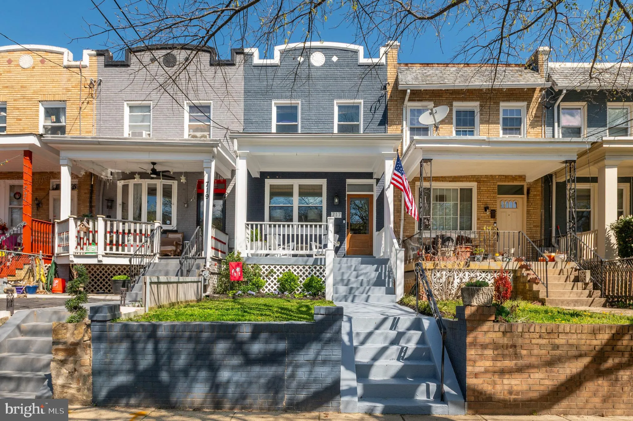 717 HAMILTON STREET, Washington, DC 20011