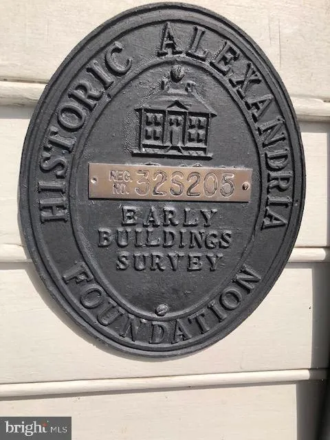 205 WOLFE STREET, Alexandria, VA 22314