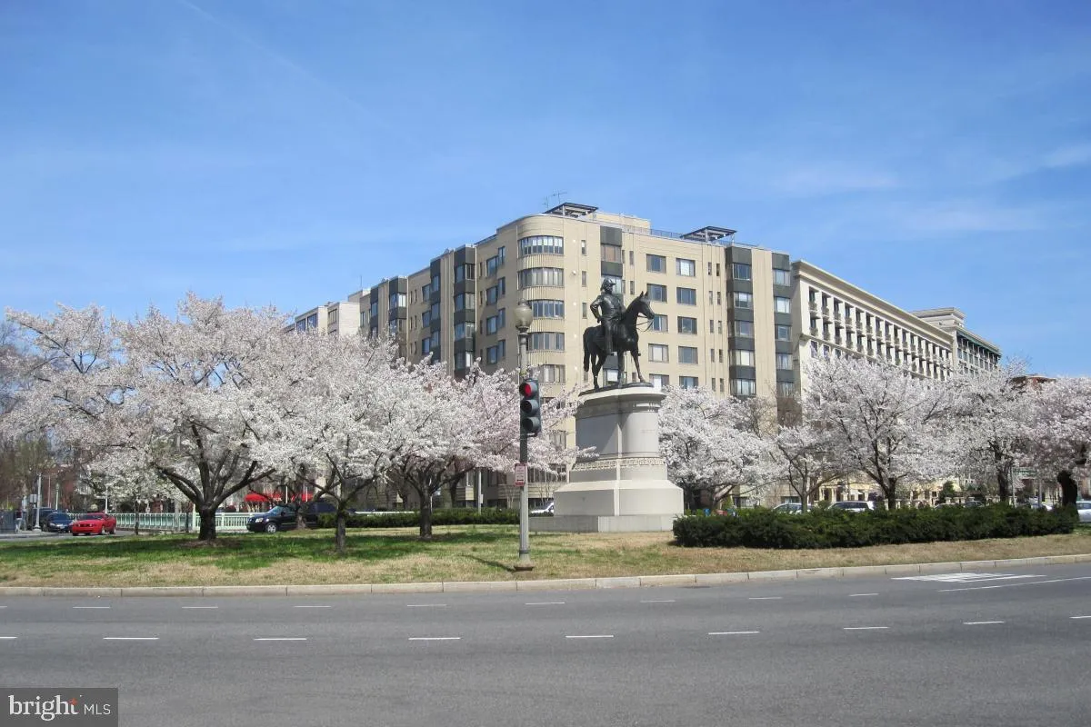 1 SCOTT CIRCLE, Washington, DC 20036