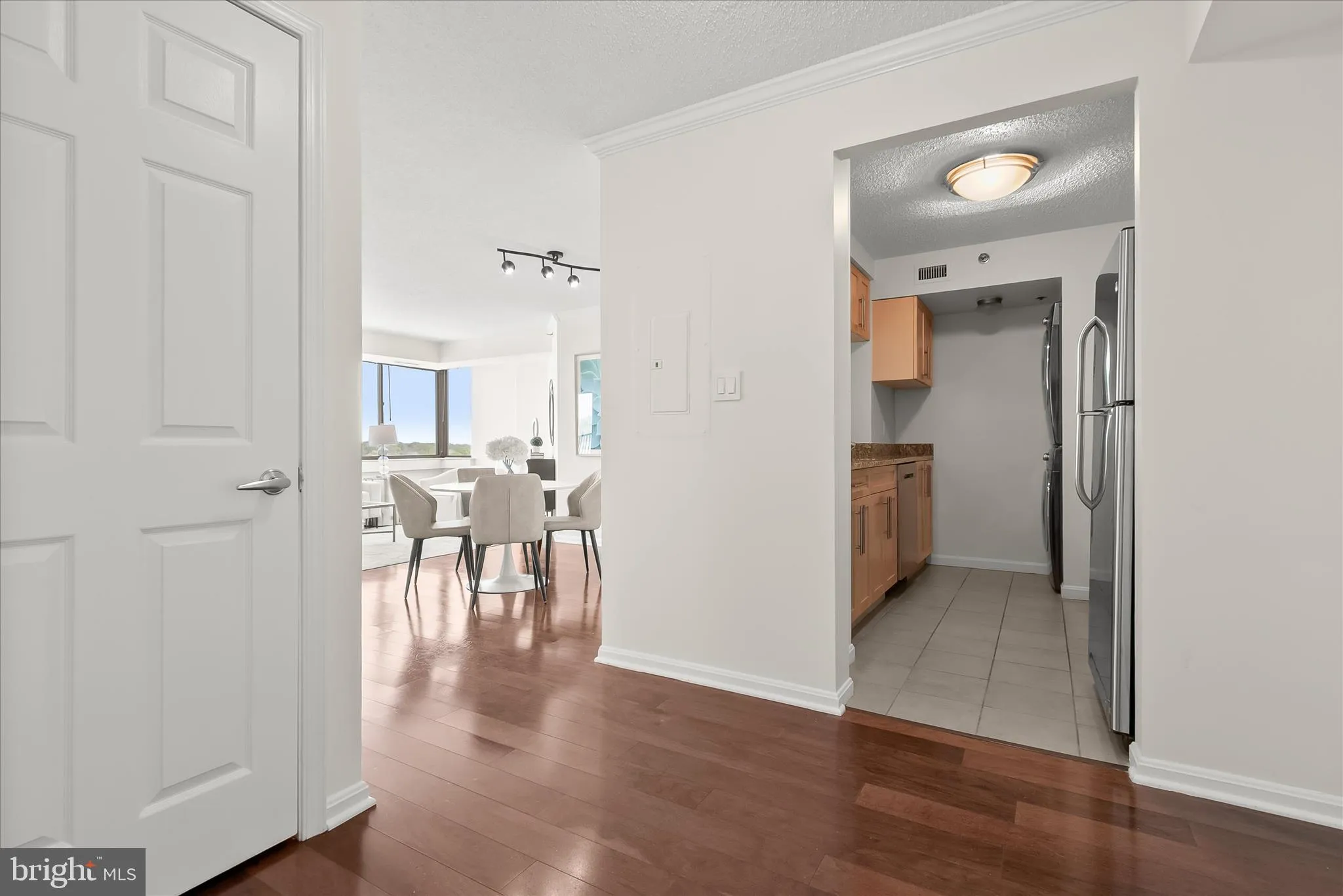 10101 GROSVENOR PLACE, Rockville, MD 20852