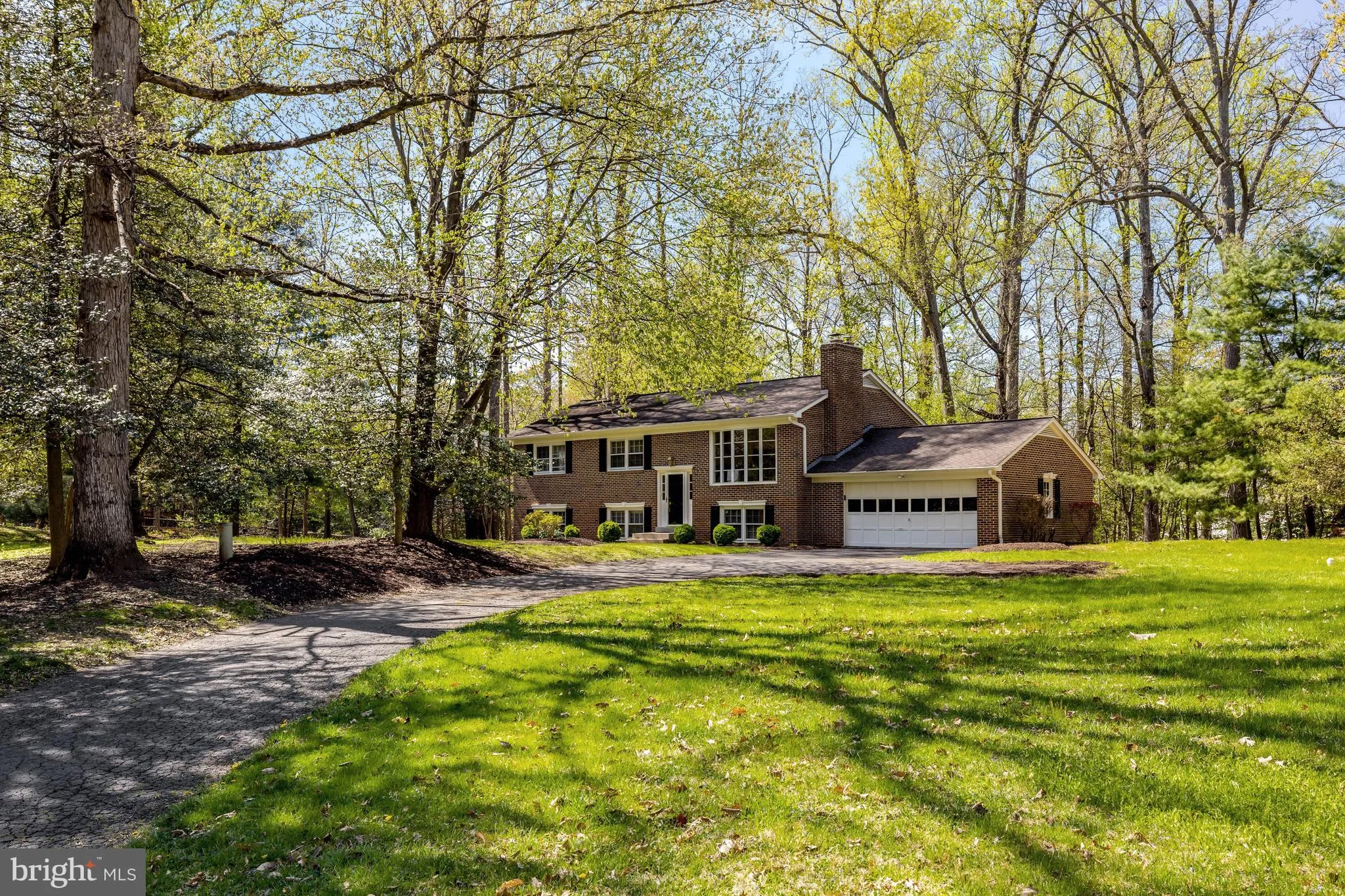 12186 HICKORY KNOLL PLACE, Fairfax, VA 22033