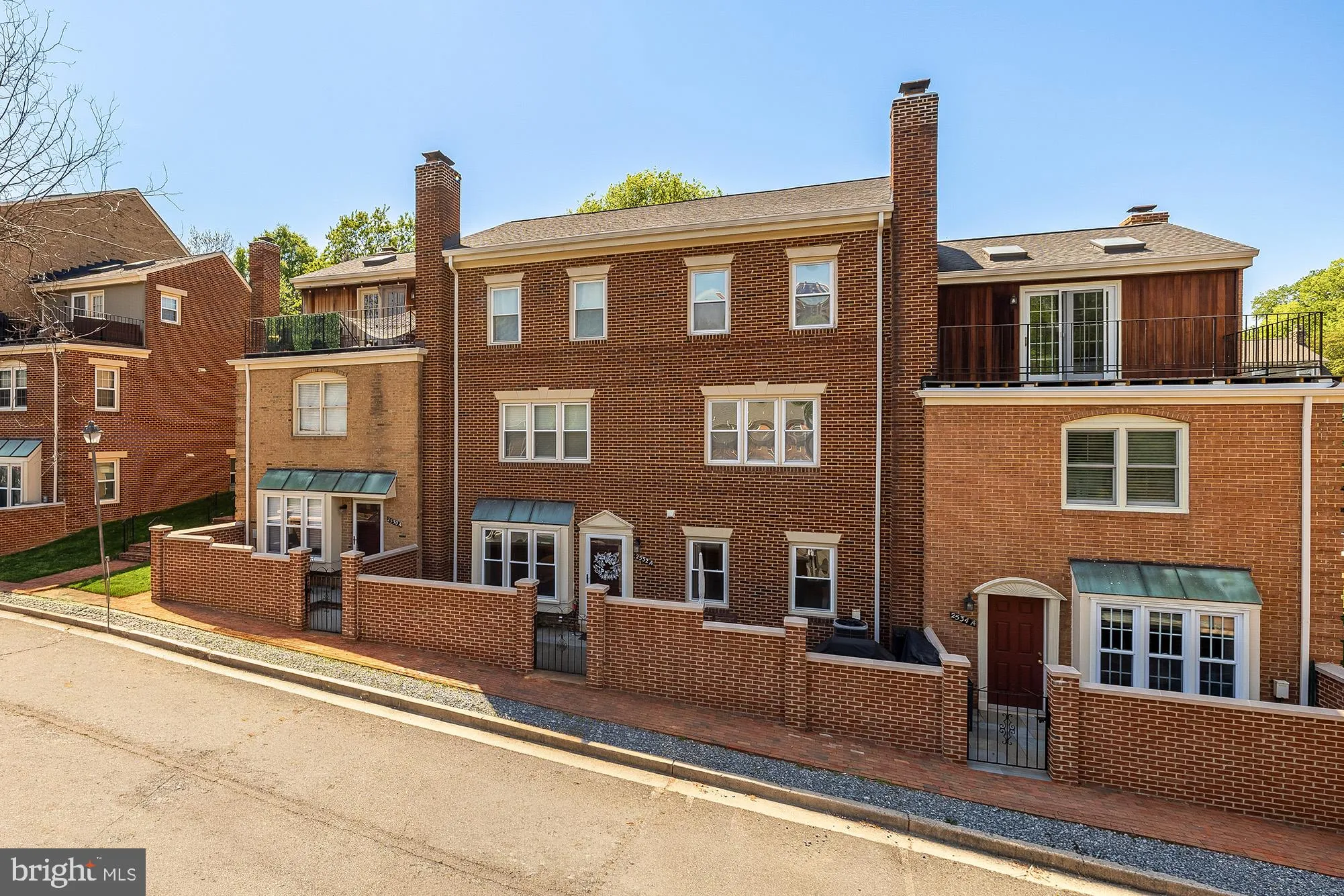 2532 FAIRFAX DRIVE, Arlington, VA 22201