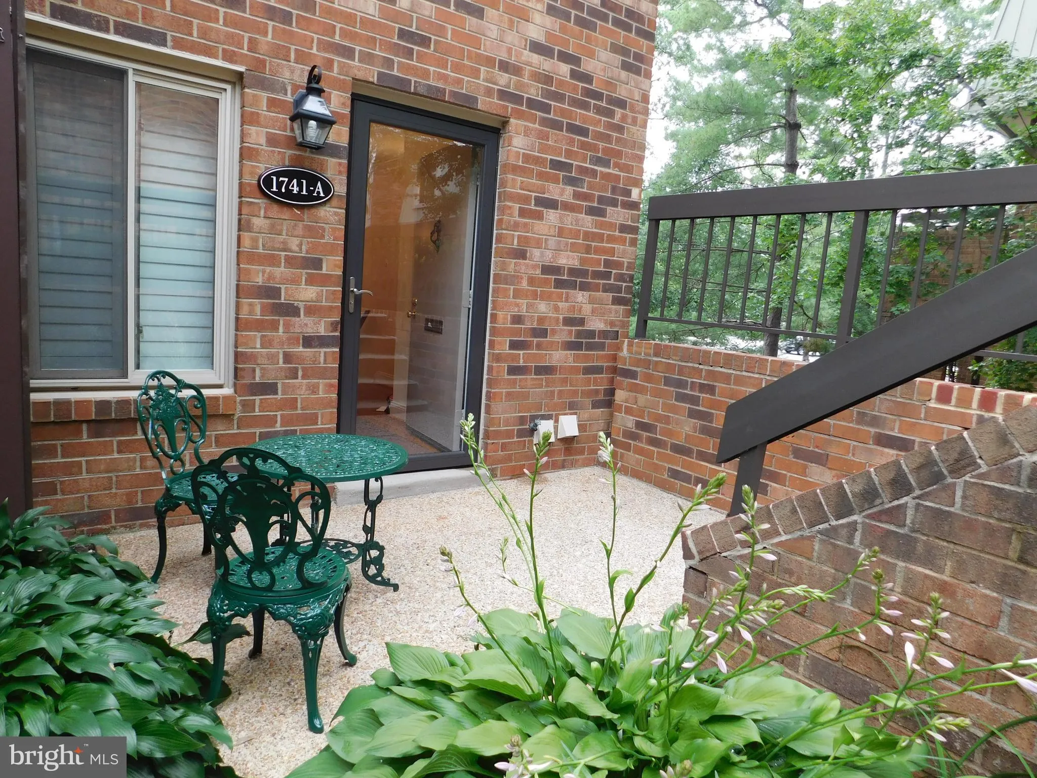 1741 HAYES STREET, Arlington, VA 22202