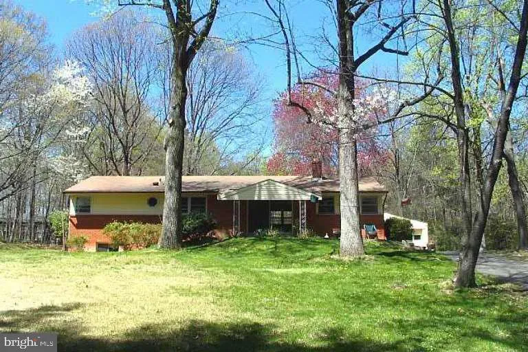 5440 SUMMIT STREET, Centreville, VA 20120
