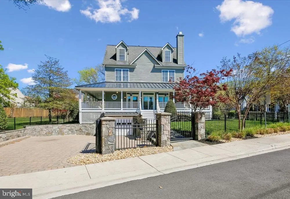4557 FAIRFIELD DRIVE, Bethesda, MD 20814
