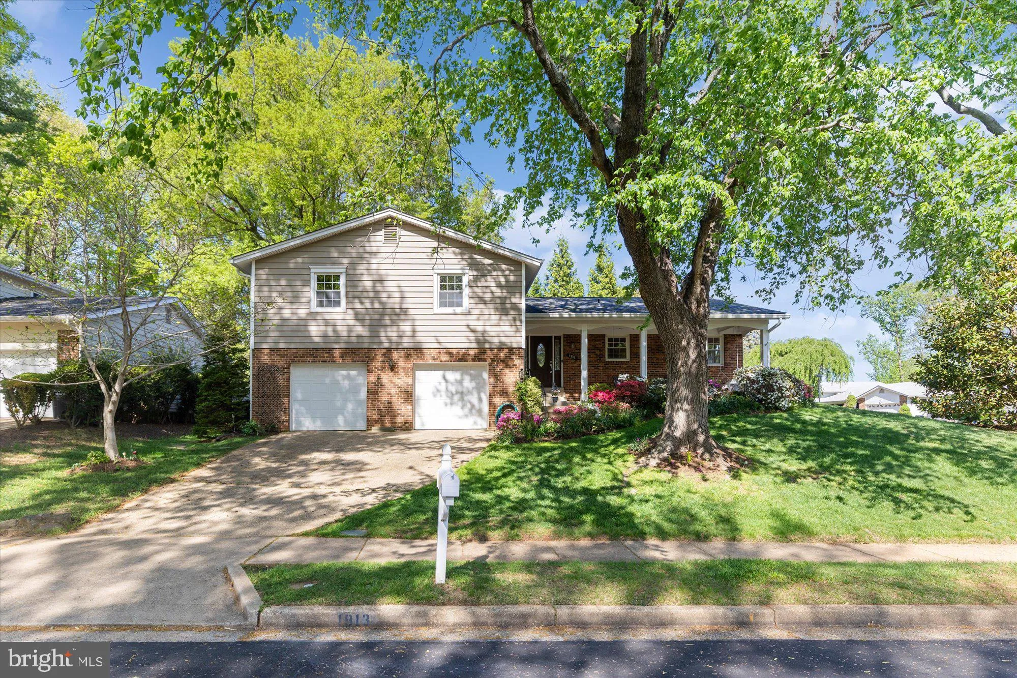 1913 DIPLOMAT COURT, Falls Church, VA 22043