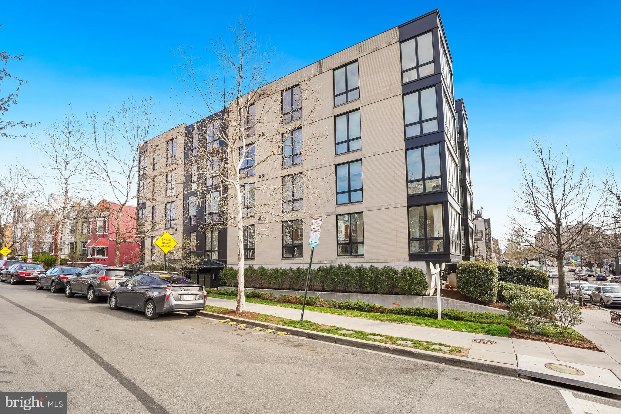 1380 QUINCY STREET, Washington, DC 20011