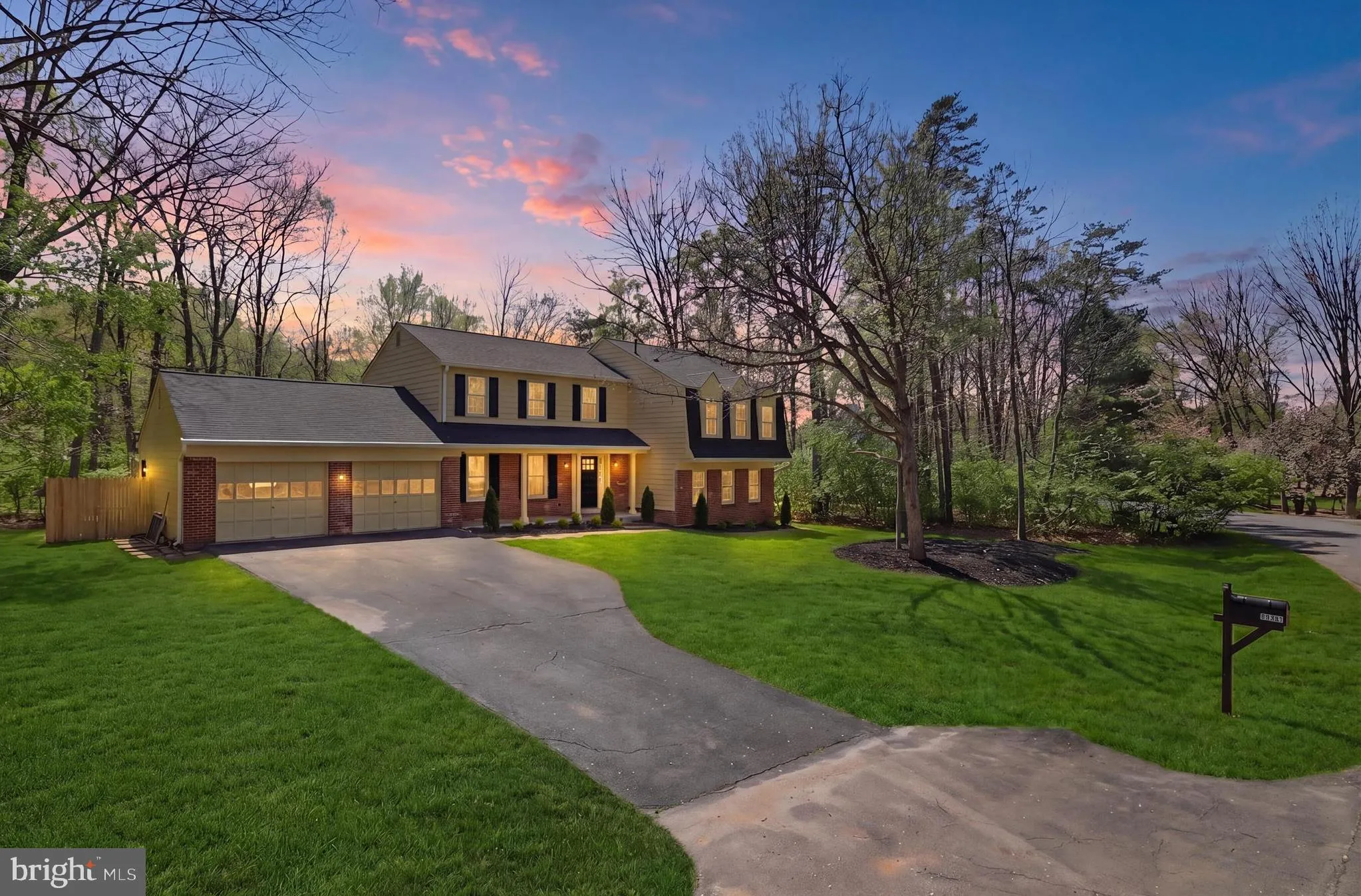 12131 HOLLY KNOLL CIRCLE, Great Falls, VA 22066