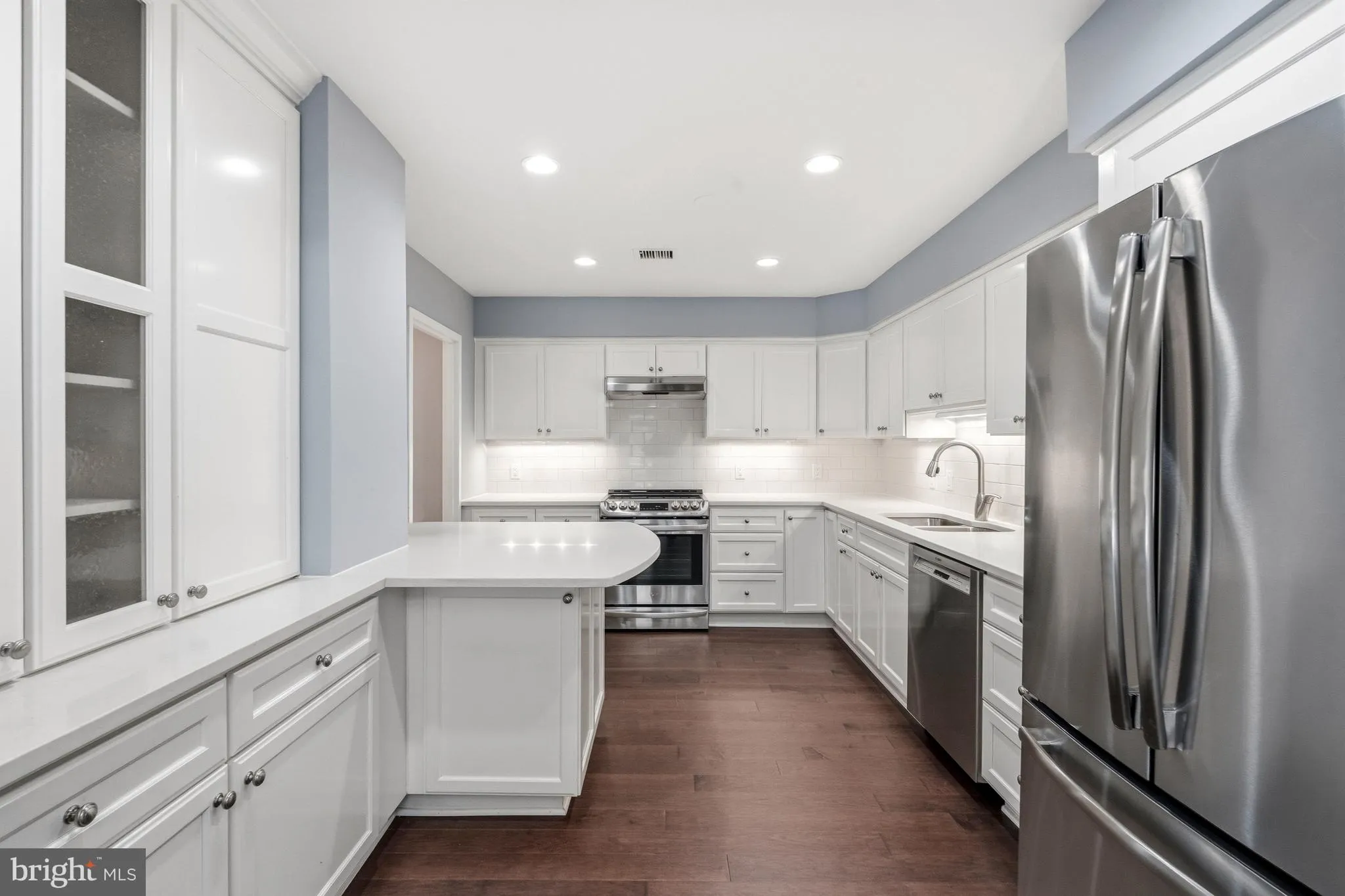 8101 CONNECTICUT AVENUE, Chevy Chase, MD 20815