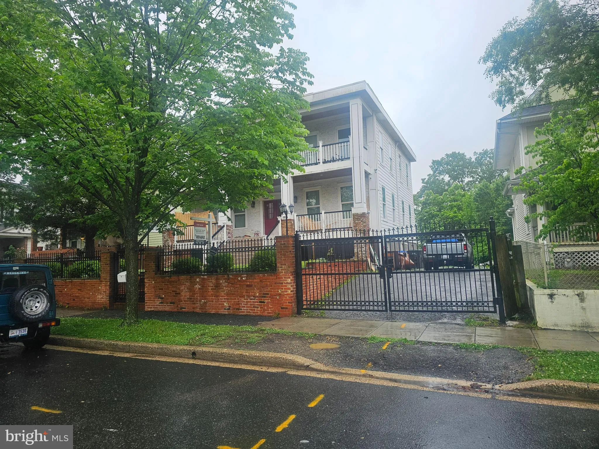 1825 HAMLIN STREET, Washington, DC 20018