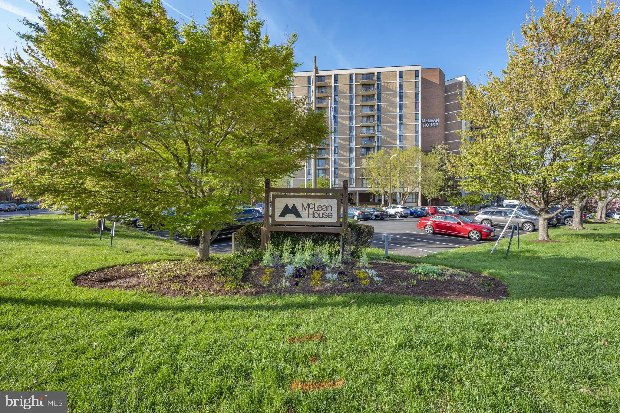 6800 FLEETWOOD ROAD, Mclean, VA 22101