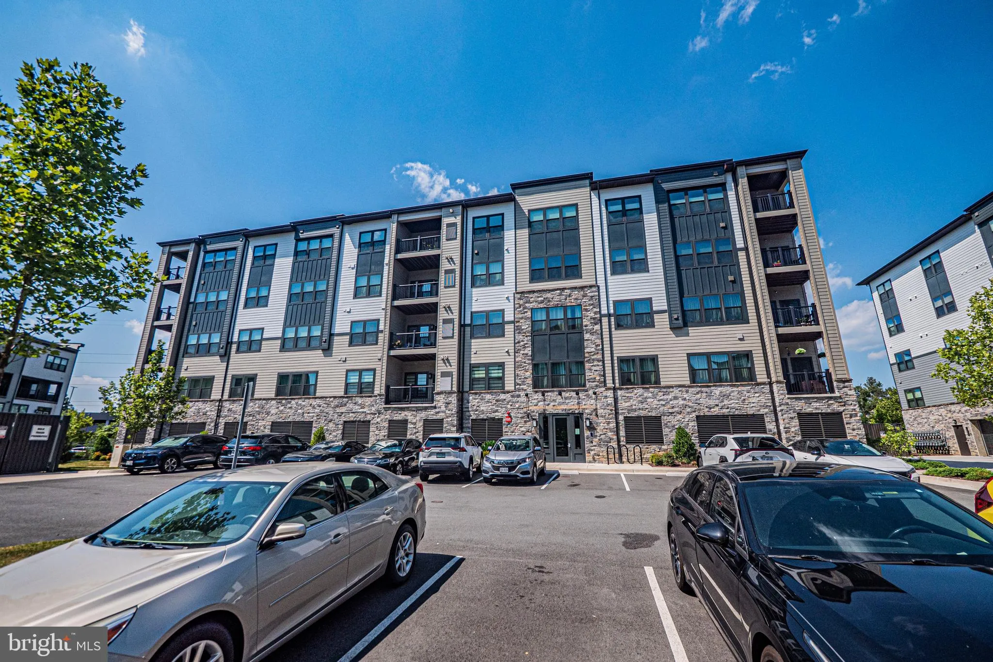 12880 MOSAIC PARK WAY, Herndon, VA 20171