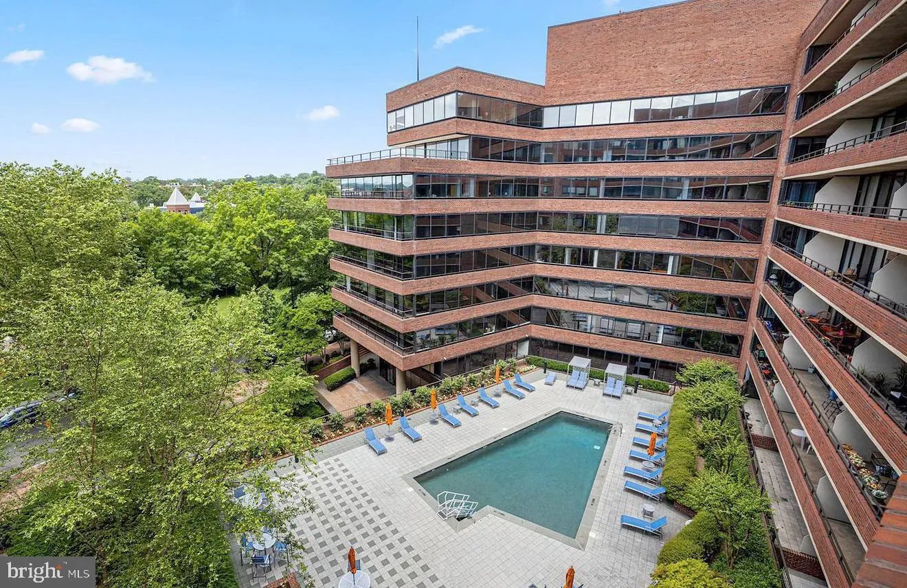 2555 PENNSYLVANIA AVENUE, Washington, DC 20037